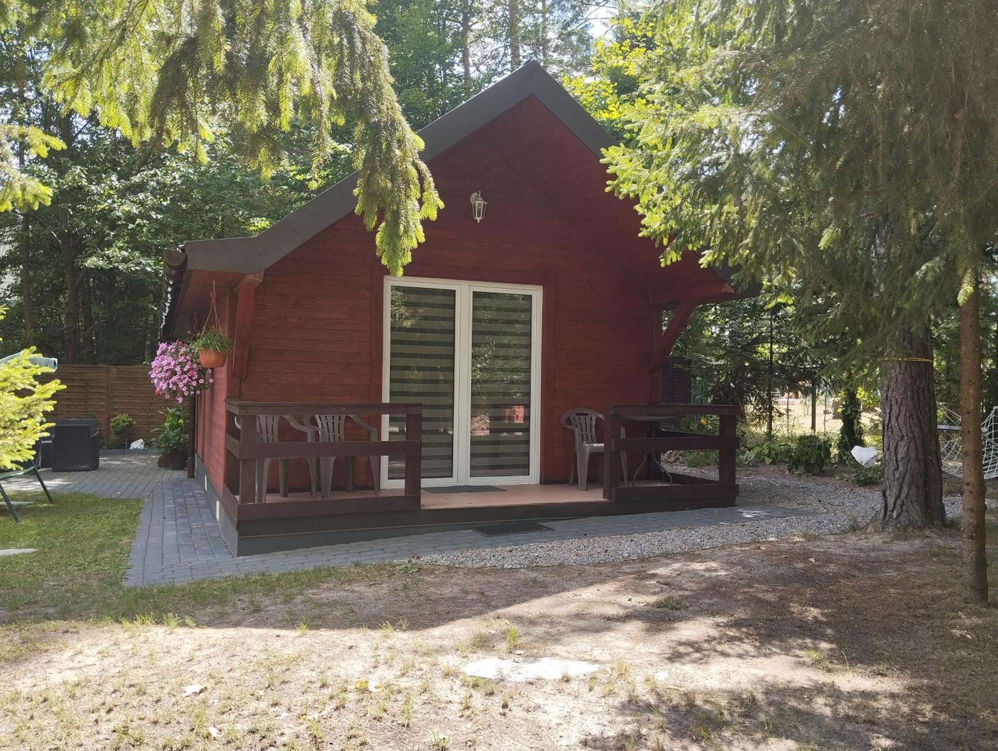 Domek Pod Sosnami Krasnobród Exterior foto